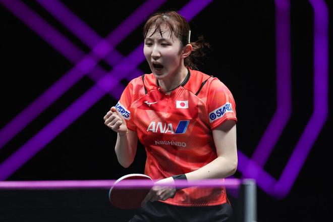 特别是在此 特别是在此