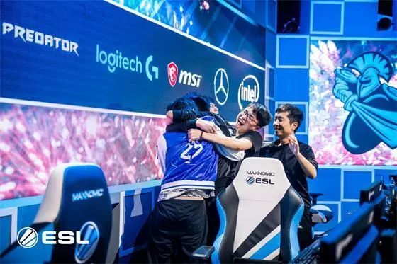 特别是在面 特别是在面