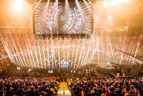 和商业运作 和商业运作