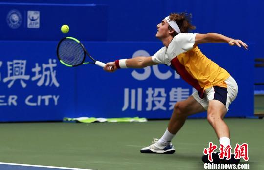 他用精准的 他用精准的